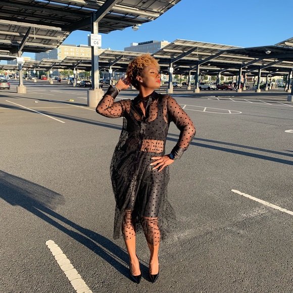 Meet your Posher, Yvonne - Picture 2 of 7